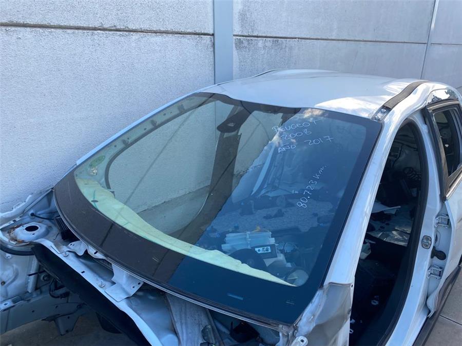 luna fija puerta trasera derecha peugeot 2008 allure