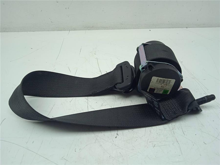 cinturon seguridad trasero derecho opel zafira tourer 1.6 16v cdti dpf (120 cv)