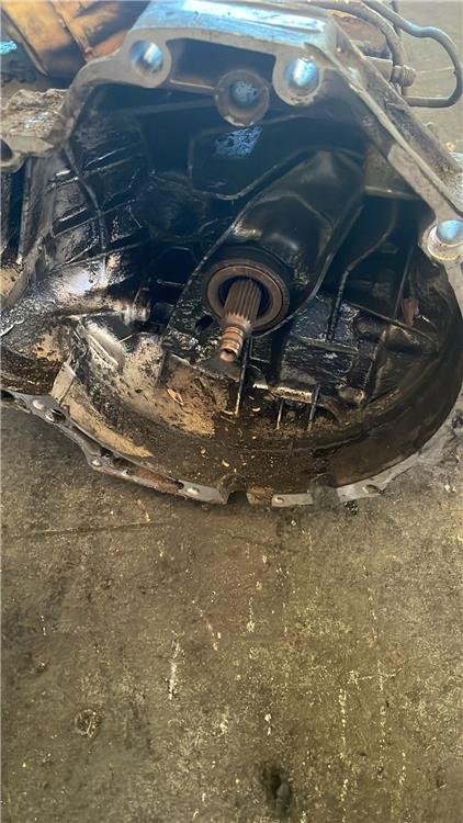 caja cambios manual audi a6 berlina (4f2) *