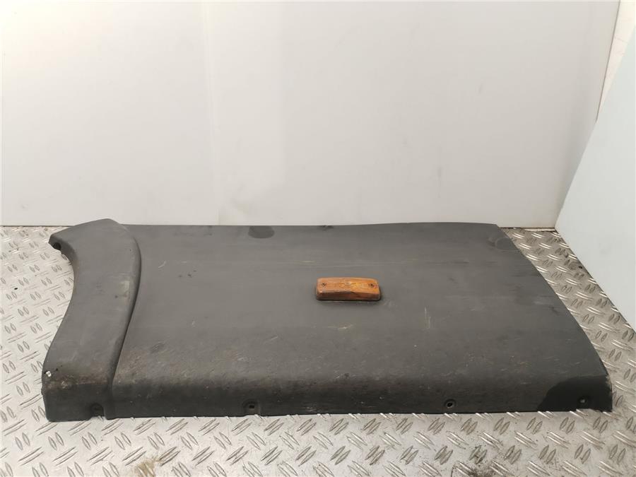 Moldura Puerta Delantera Derecha 3