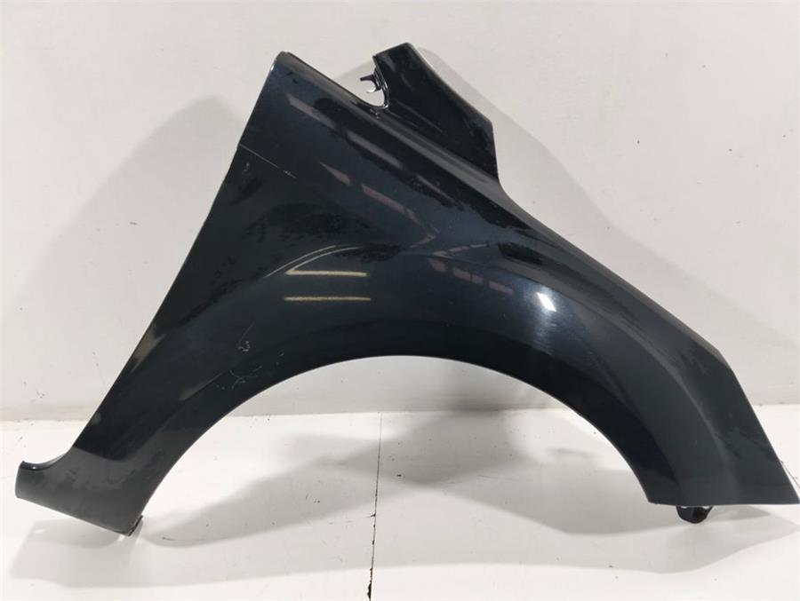 aleta delantera derecha ford focus berlina (cap) ambiente (d)
