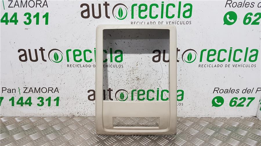 moldura puerta delantera derecha fiat freemont (345) urban