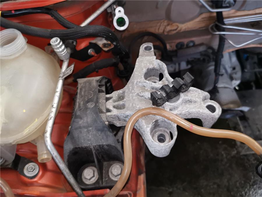 soporte derecho motor renault captur i adventure