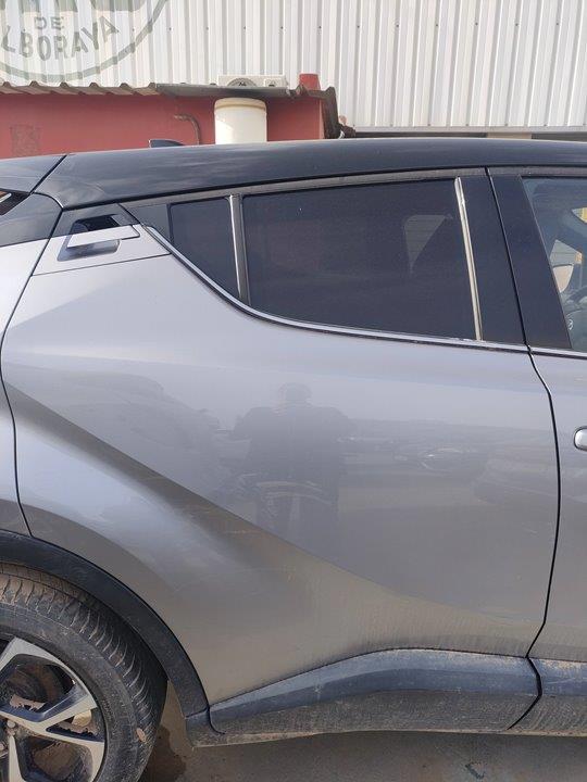 puerta trasera derecha toyota c hr (x10) hybrid active