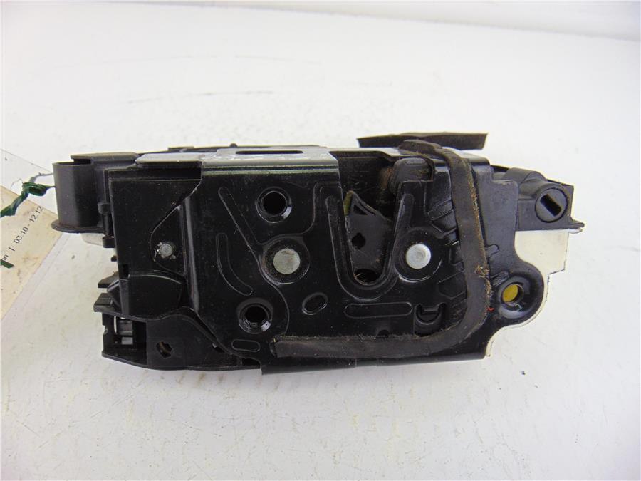 Cerradura Puerta Delantera Derecha