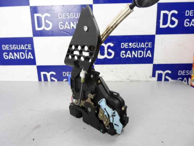 Cerradura Puerta Delantera Derecha