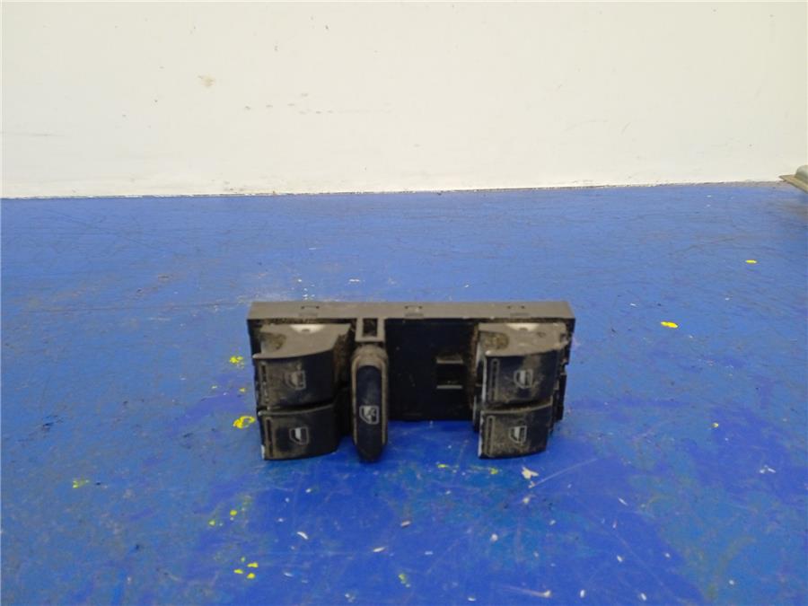 botonera puerta delantera izquierda volkswagen passat berlina (3c2) advance