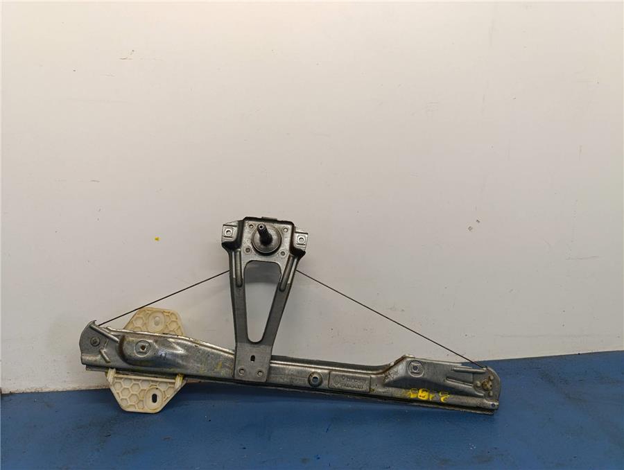 elevalunas electrico trasero izquierdo renault clio ii fase i (b/cb0) 1.4 16v rxe b/c0l