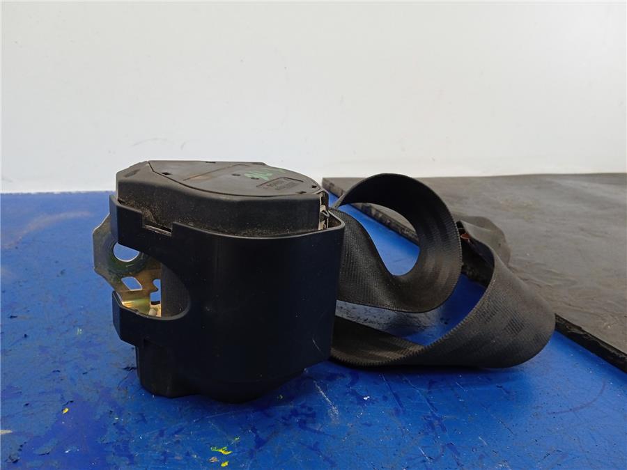 cinturon seguridad trasero derecho volkswagen polo iii (6n1) air