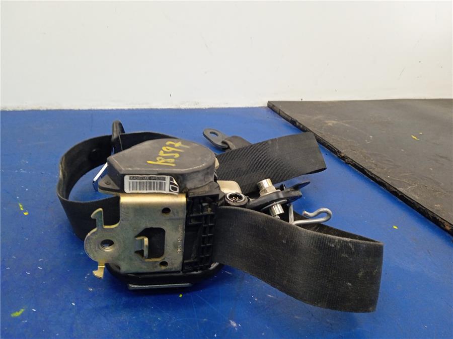 cinturon seguridad delantero derecho peugeot 407 st sport