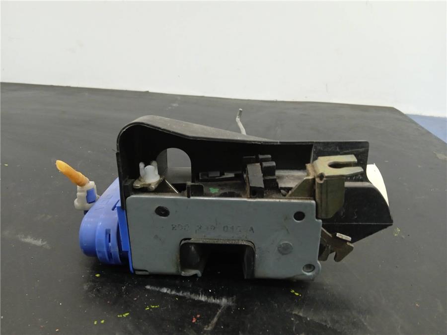 Cerradura Puerta Trasera Izquierda