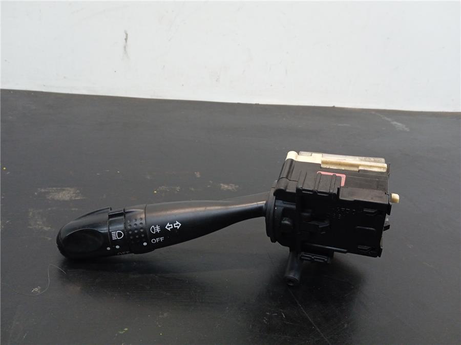 mando de luces toyota corolla (e12) 2.0 d 4d linea luna berlina