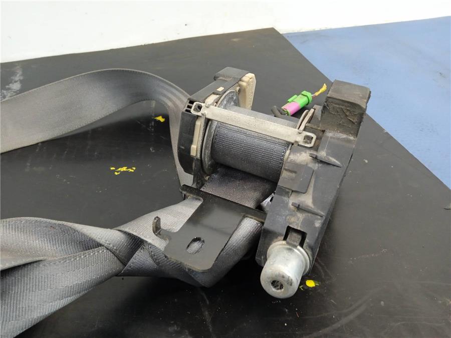 Cinturon Seguridad Delantero Derecho