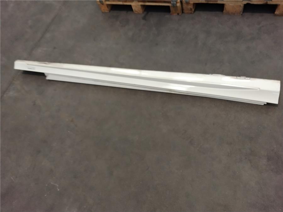 estribo mercedes benz clase c (bm 205) familiar c 220 t cdi bluetec (205.204)