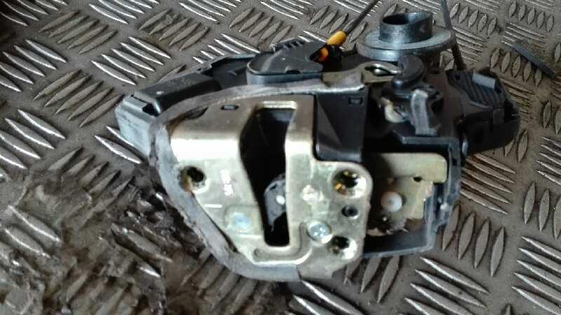 cerradura puerta trasera izquierda toyota corolla (e12) 1.4 linea terra berlina