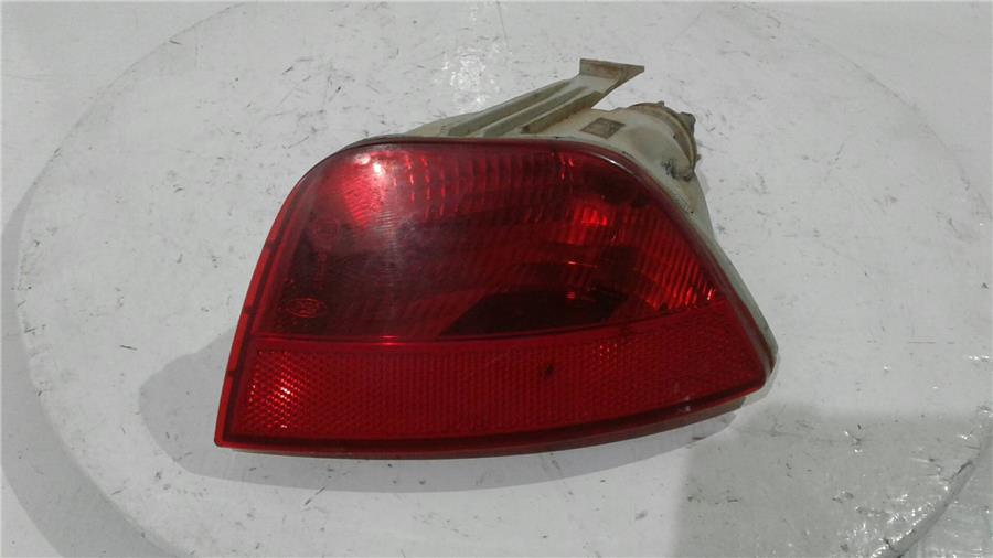 piloto antiniebla trasero izquierdo ford focus berlina (cap) *