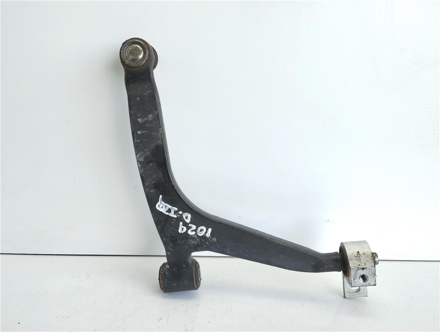 brazo inferior delantero izquierdo citroen xsara picasso 2.0 hdi