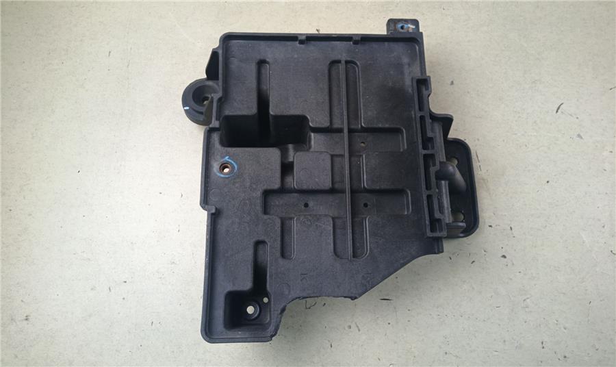 soporte bateria hyundai ix35 (el/lm) classic 2wd
