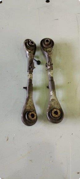 Brazo Inferior Trasero Izquierdo C6