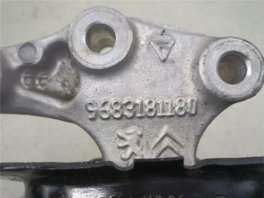 Soporte Derecho Motor PEUGEOT 208