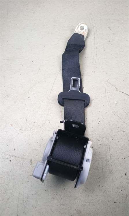 cinturon seguridad trasero toyota auris izqui