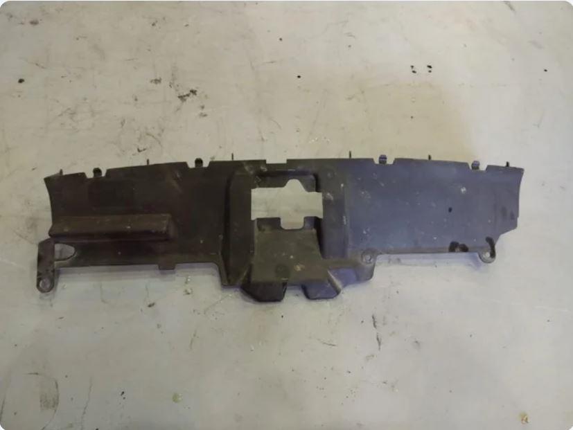 moldura aleta delantera derecha ford focus berlina (cak) ambiente