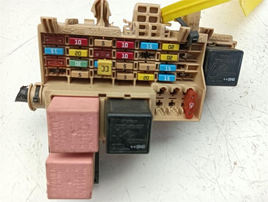 caja reles renault kangoo ii (f/kw0) profesional