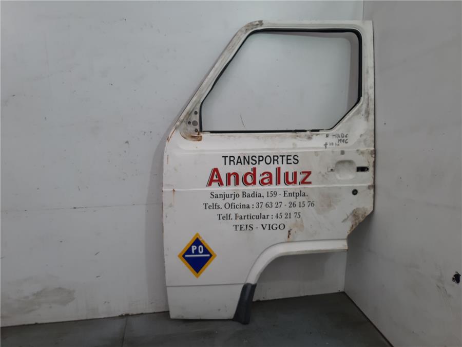 puerta delantera izquierda nissan trade chasis cabina