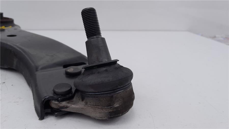 Brazo Inferior Delantero Derecho V60