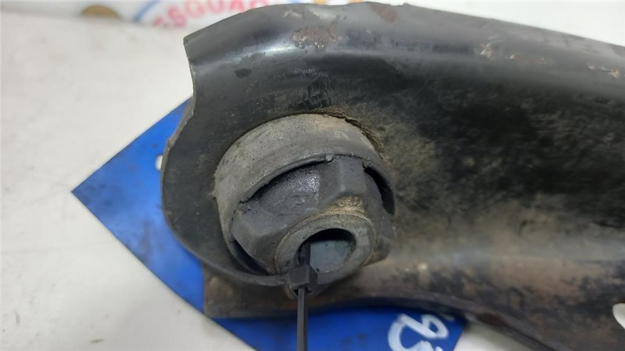 Brazo Inferior Delantero Derecho II