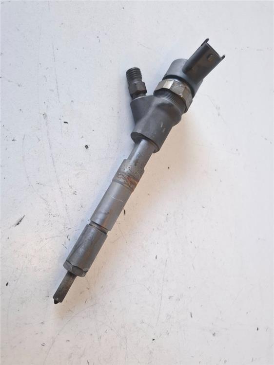 inyector toyota auris (e15) 1ndtv