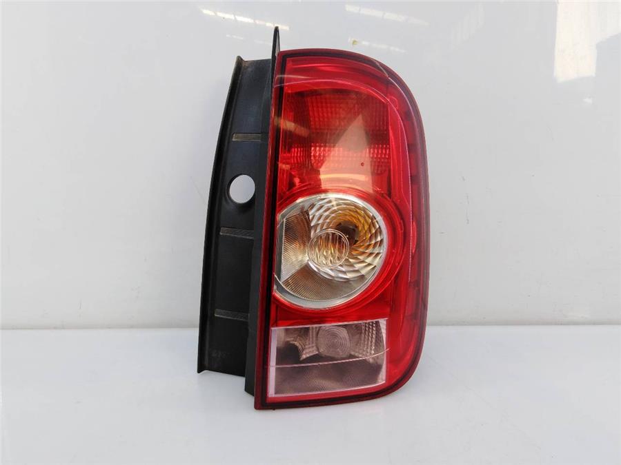 piloto trasero derecho dacia duster laureate 4x2