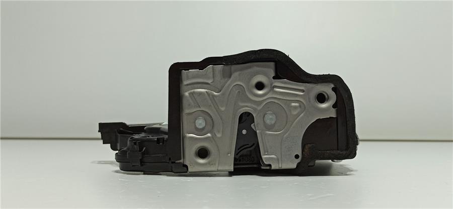 cerradura puerta trasera izquierda volkswagen taigo 