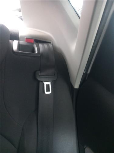 cinturon seguridad trasero izquierdo seat leo