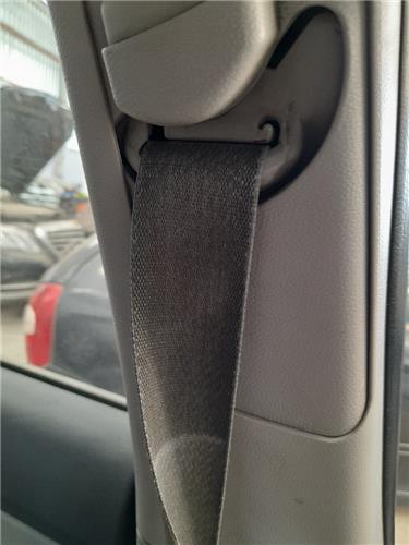 cinturon seguridad delantero izquierdo kia carens (un)(2007 >) 2.0 crdi 115