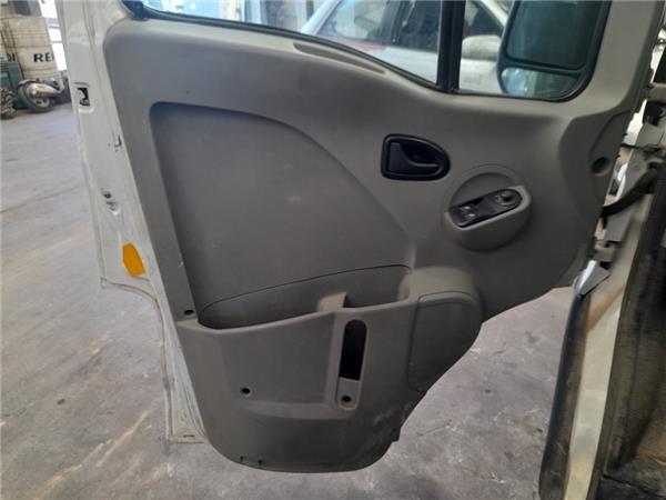 guarnecido puerta delantera izquierda nissan interstar furgón (x70) dci 120