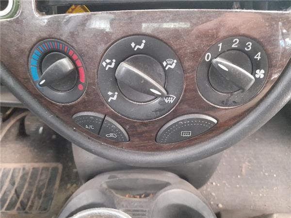 mandos calefaccion / aire acondicionado ford focus sedán (dfw) 1.6 16v