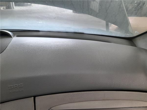 airbag salpicadero mercedes benz clk (bm 209) coupe (03.2002 >) 2.7 270 cdi (209.316) [2,7 ltr.   125 kw cdi 20v cat]