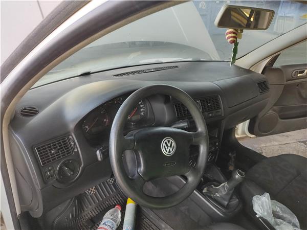 Salpicadero Volkswagen Golf IV 1.9
