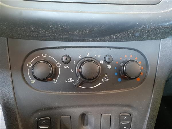 mandos calefaccion / aire acondicionado dacia logan ii (11.2012 >) 1.5 ambiance [1,5 ltr.   66 kw dci diesel fap cat]