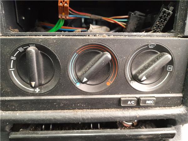 mandos calefaccion / aire acondicionado audi 80 berlina/avant (08.1991 >) 2.0 básico berlina [2,0 ltr.   85 kw]