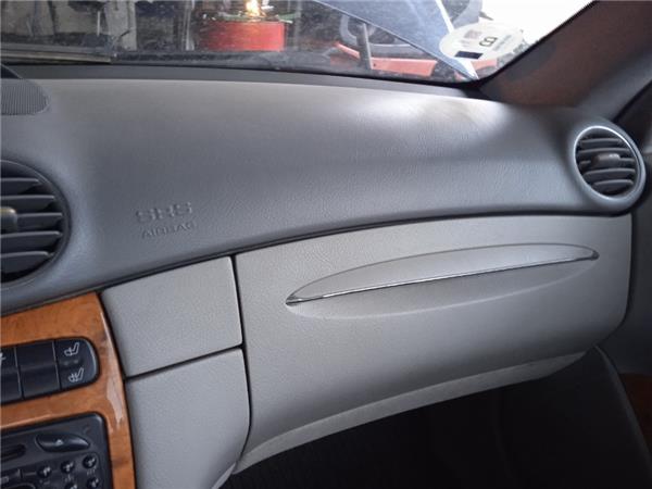 airbag salpicadero mercedes benz clk (bm 209) coupe (03.2002 >) 3.2 320 (209.365) [3,2 ltr.   160 kw v6 18v cat]