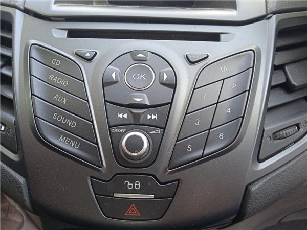 Radio / Cd Ford Fiesta 1.25 Ambiente