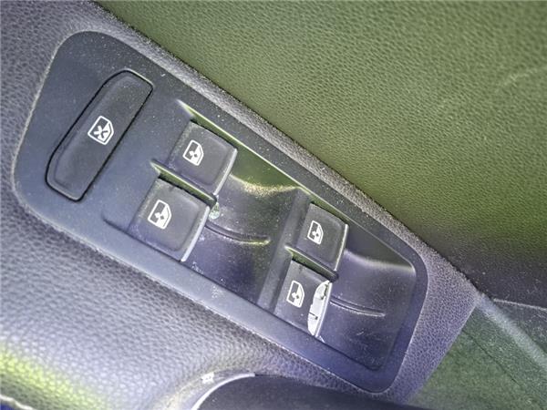 botonera puerta delantera izquierda volkswagen golf vii (5g1/be1)(09.2012 >) 2.0 advance bluemotion tech. [2,0 ltr.   110 kw tdi]