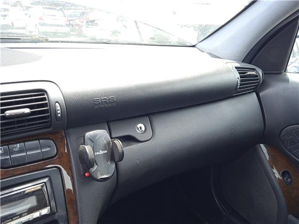 airbag salpicadero mercedes benz clase c (bm 203) berlina (02.2000 >) 2.2 220 cdi (203.006) [2,2 ltr.   105 kw cdi cat]