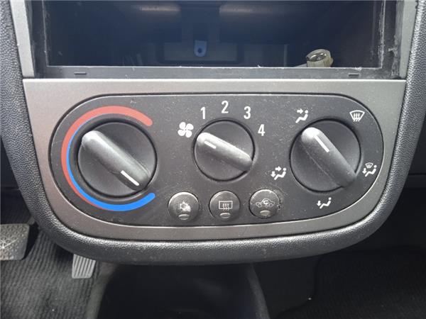 mandos climatizador opel corsa c 2003 17 blu