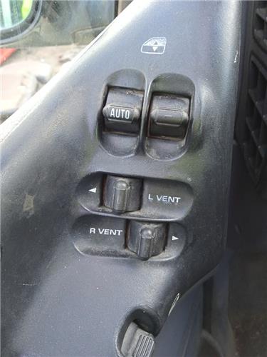 botonera puerta delantera izquierda chrysler voyager gs (1996 >) 2.5 td le [2,5 ltr.   85 kw turbodiesel]