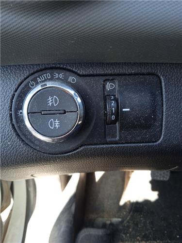mando de luces chevrolet aveo hatchback 2011 