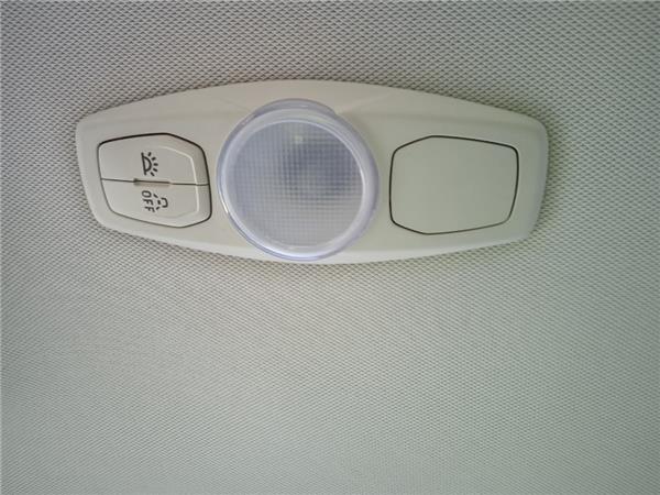luz interior techo ford focus berlina (cb8)(2010 >) 1.6 trend [1,6 ltr.   85 kw tdci cat]