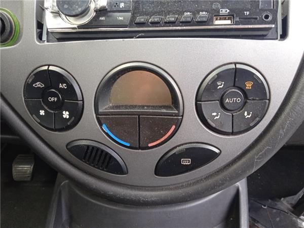mandos climatizador ford focus berlina cak 19